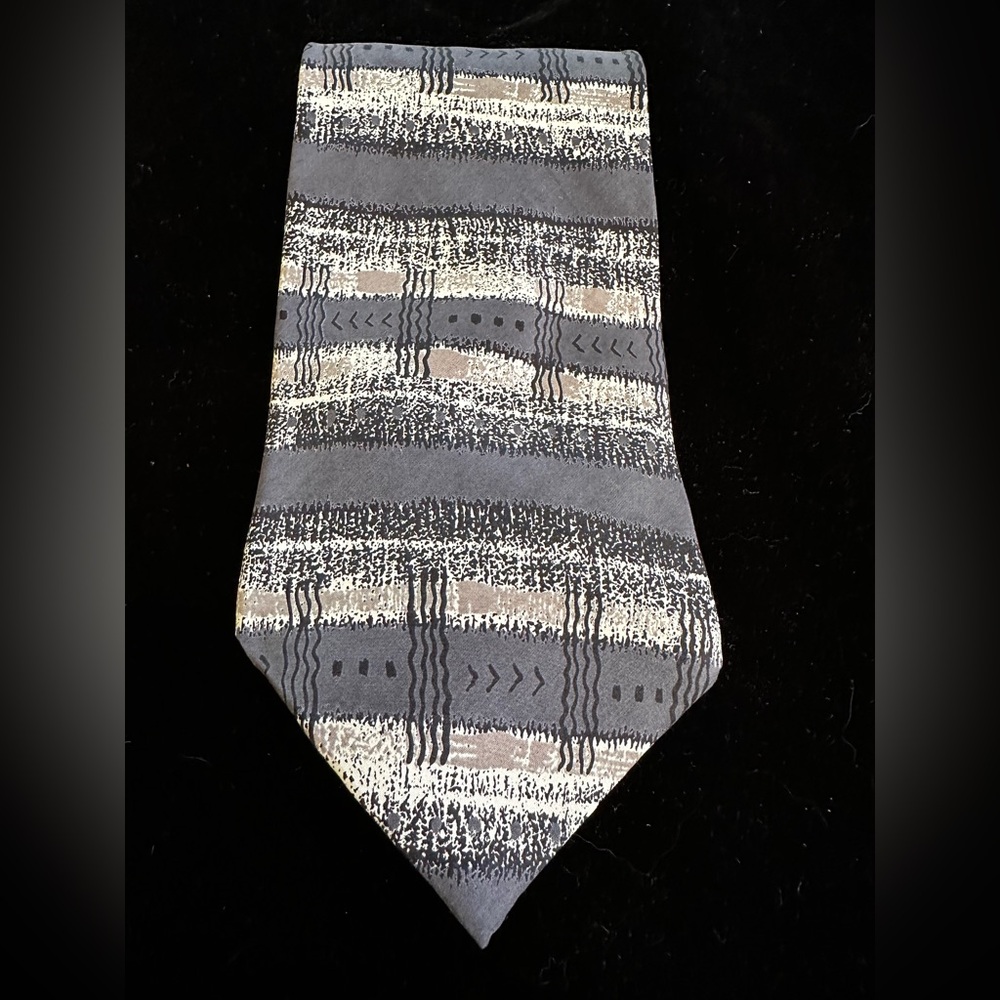 Brittany Bay Grey Striped Silk Tie